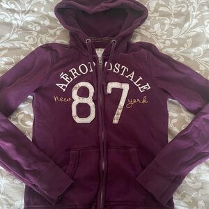 Vintage Aeropostale Women's Purple Zip up Hoodie